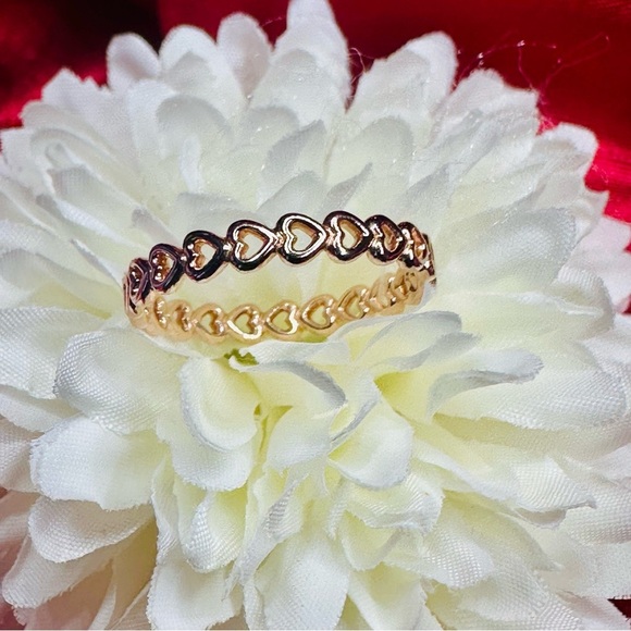 Pandora 14K Rose Gold Plated Heart Band Ring โ Size 55/7.5 โ NIB - Picture 7 of 8
